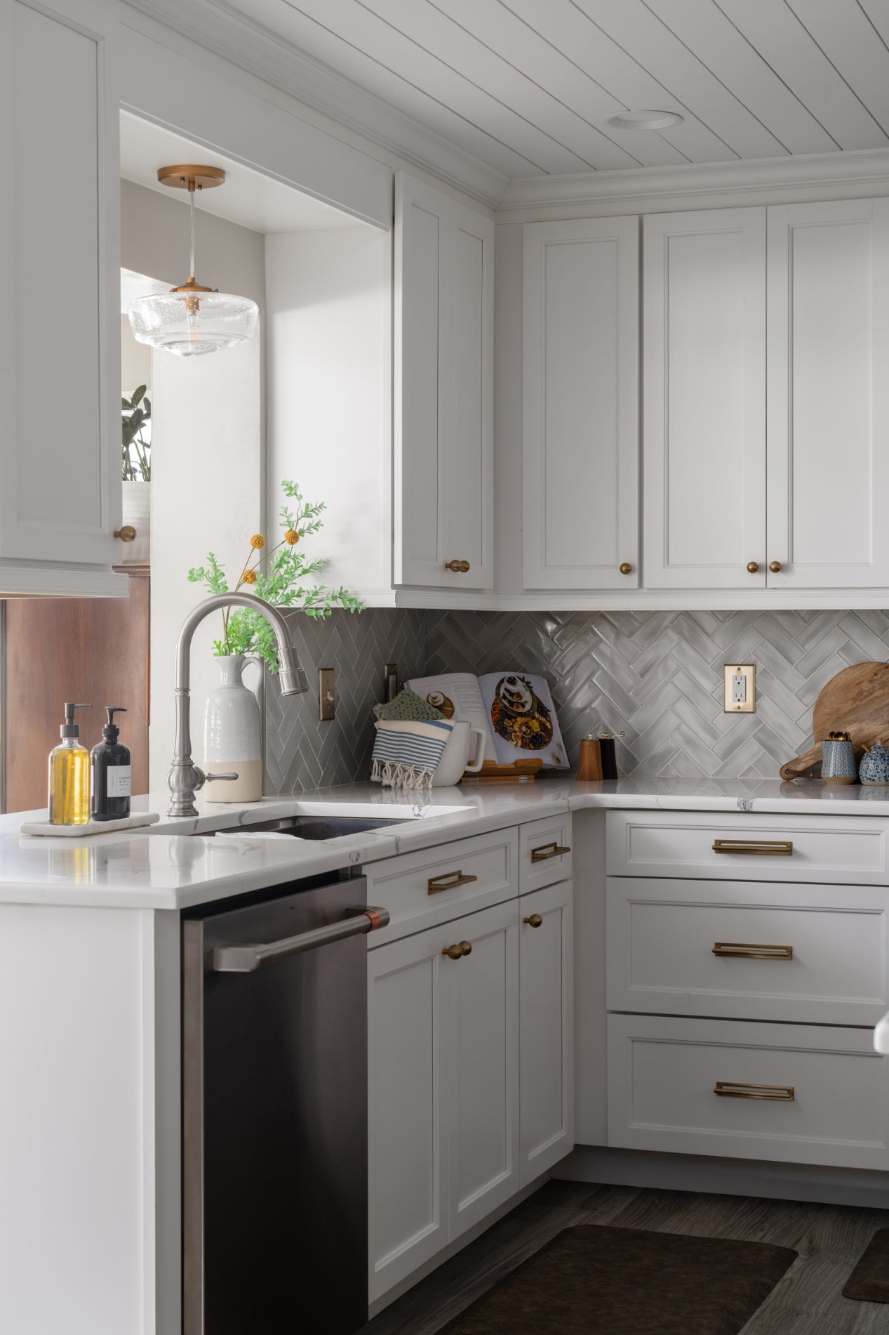 Barrett – Picture Perfect Kitchen Home
